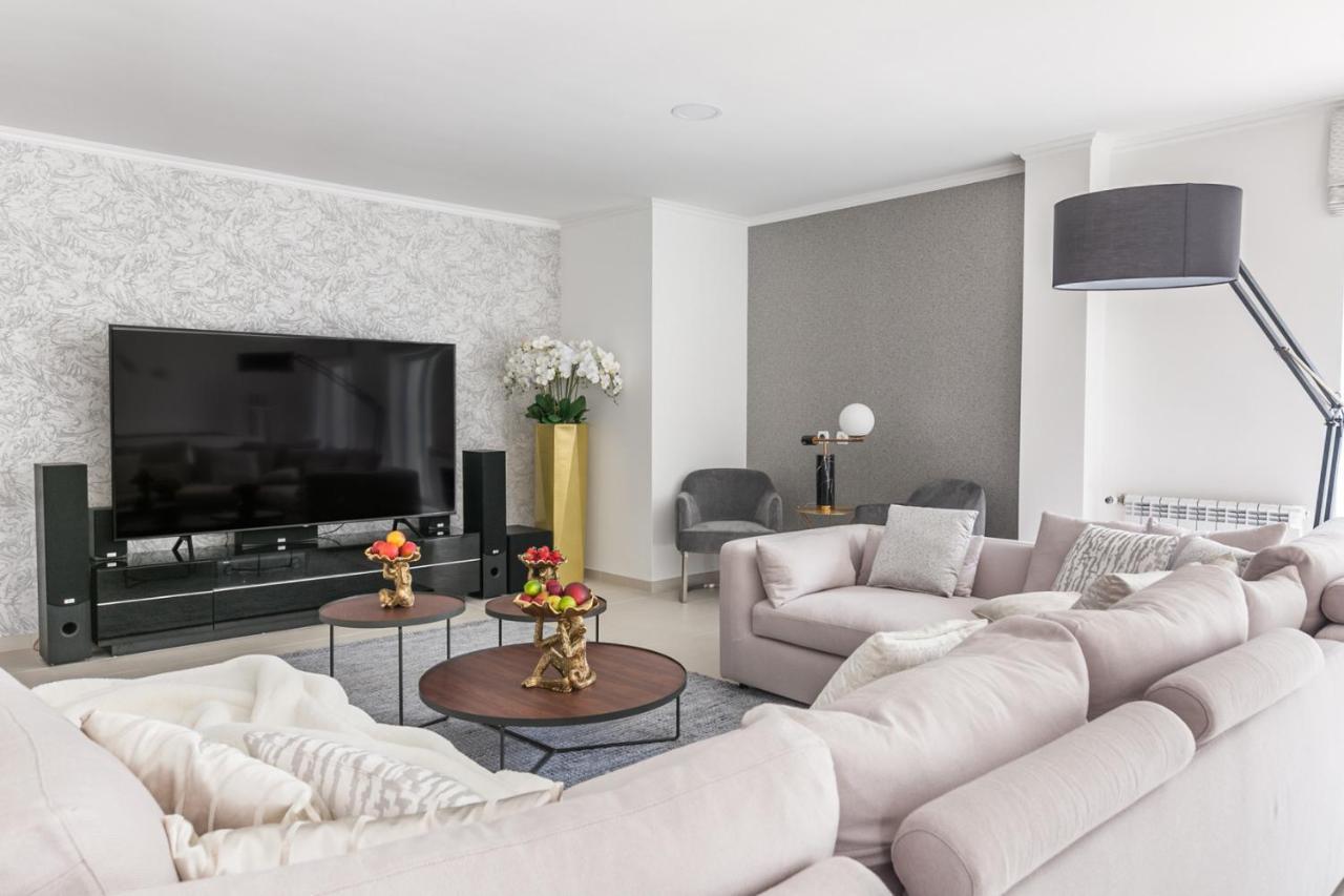 Quinta Da Serra - Luxurious Villa Sintra - Heated Pool & Jacuzzi Bagian luar foto